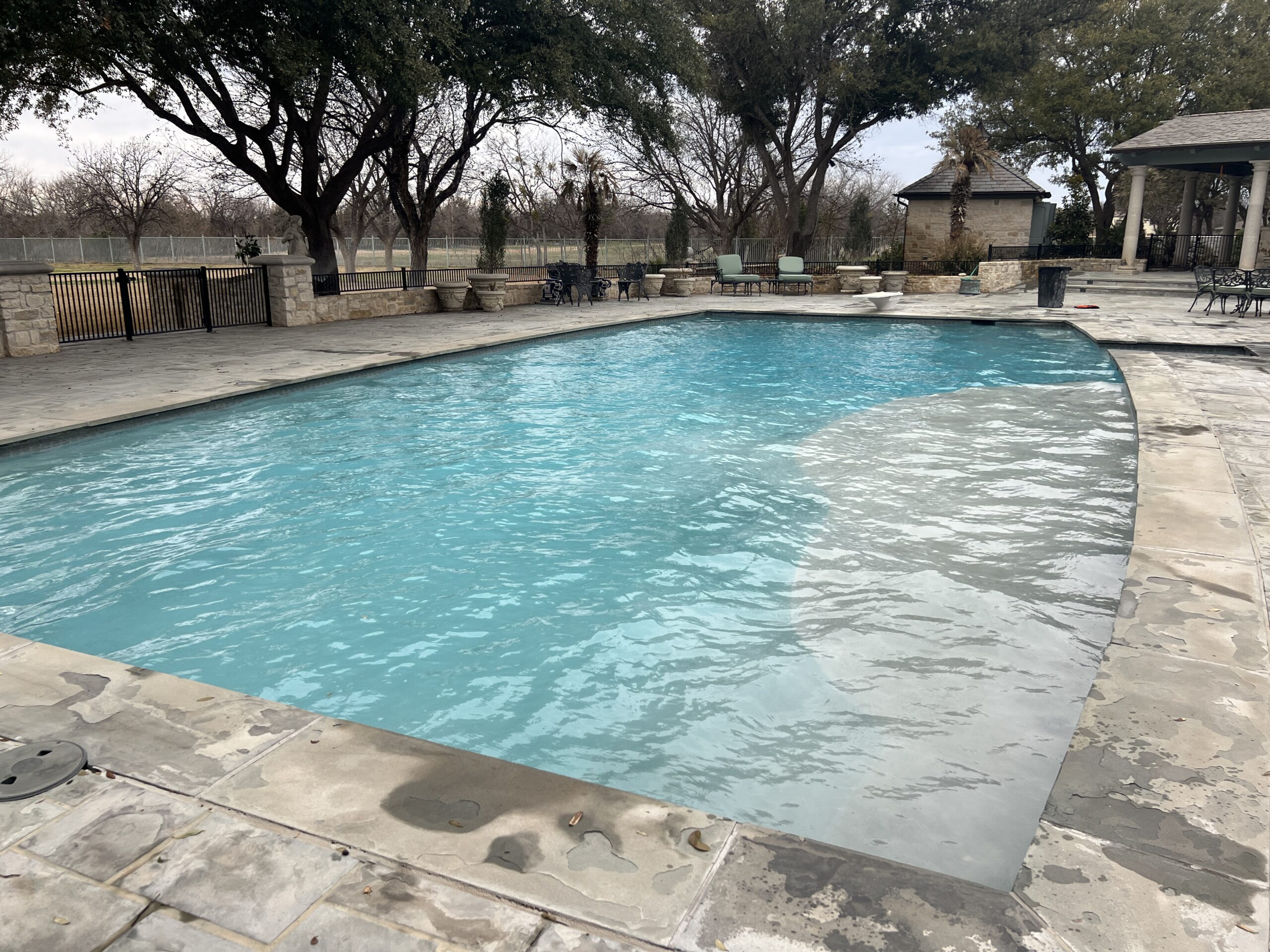 san angelo pool cleaning